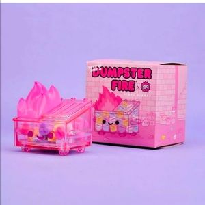 dumpster fire valentines vinyl figure